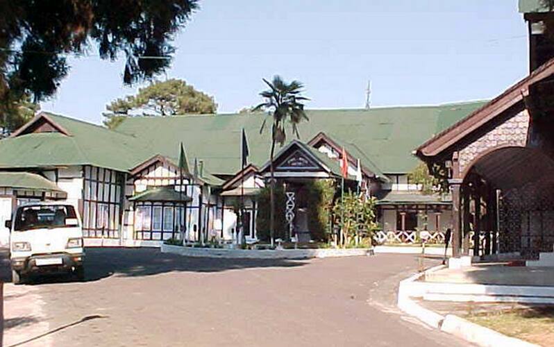 Pinewood Hotel, Shillong 4